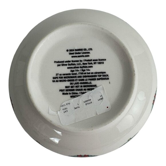 Hello Kitty Christmas Holiday Trees/Wreath Ceramic 6" Bowl Set of 2 NEW - Picture 5 of 10